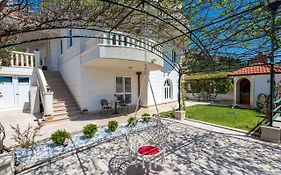 Villa Bozica - Sea View Stone Villa With Free Parking
