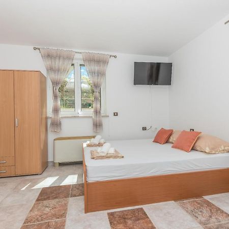Villa Bozica - Sea View Stone Villa With Free Parking Makarska Kültér fotó