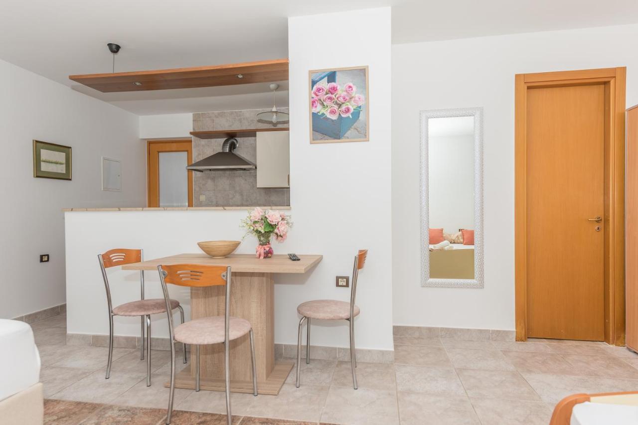 Villa Bozica - Sea View Stone Villa With Free Parking Makarska Kültér fotó